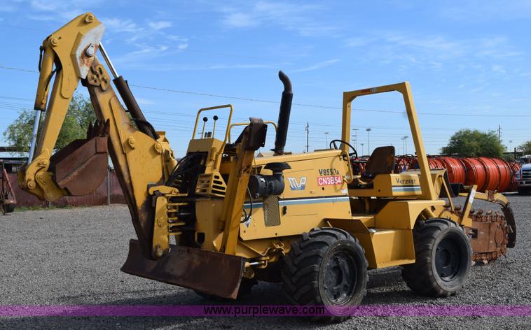 image for item H5233 Vermeer V8550A trencher