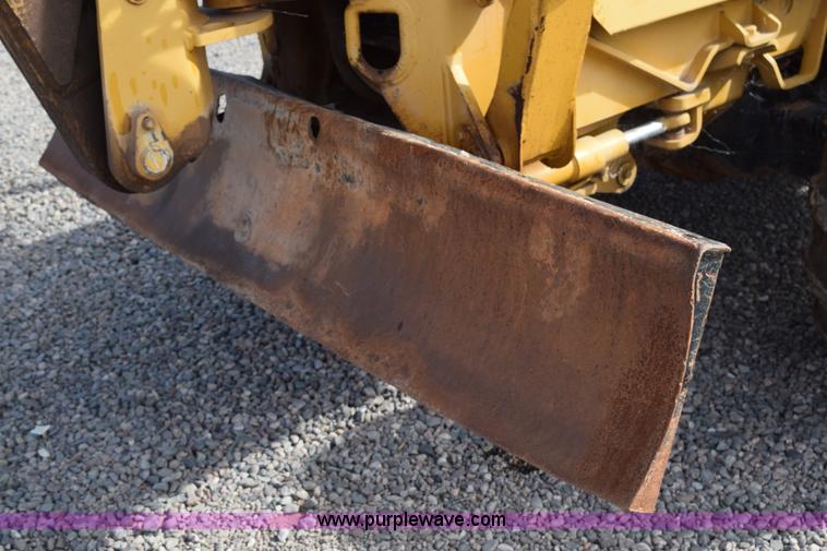 image for item H5233 Vermeer V8550A trencher