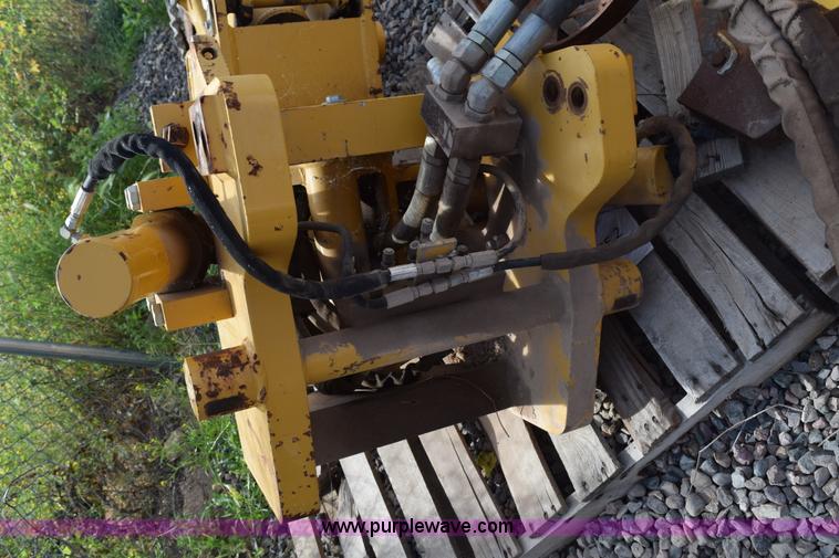 image for item H5233 Vermeer V8550A trencher