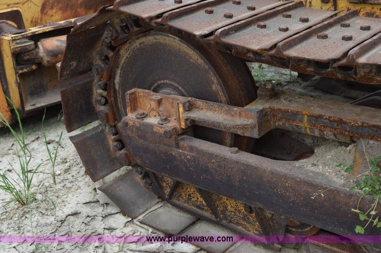 image for item H5238 1993 Case 550E dozer