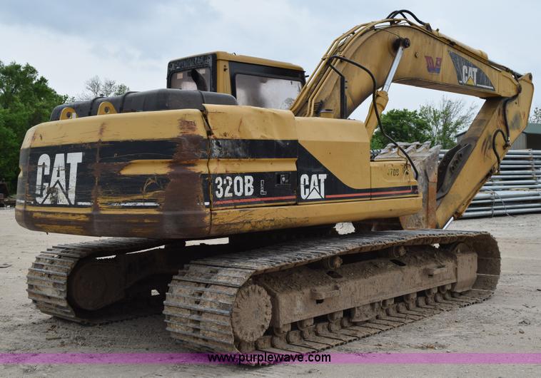 image for item H5239 1998 Caterpillar 320BL excavator