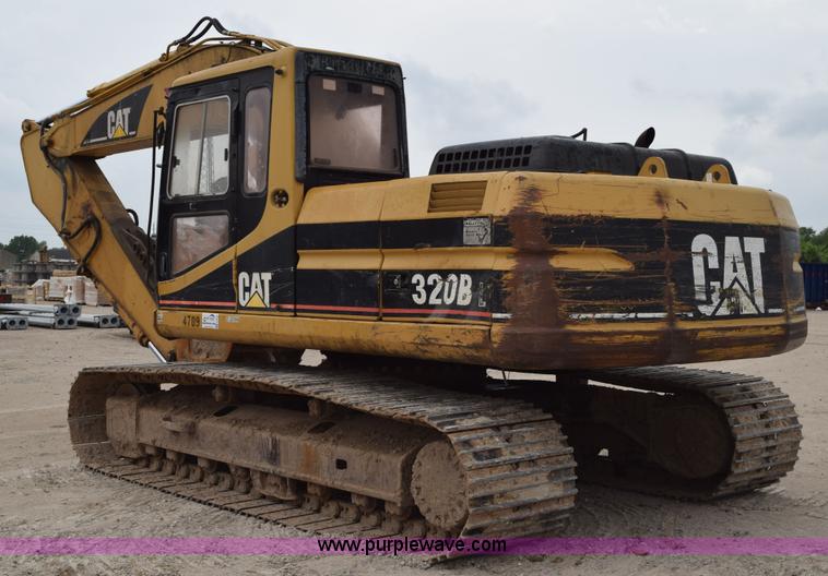 image for item H5239 1998 Caterpillar 320BL excavator