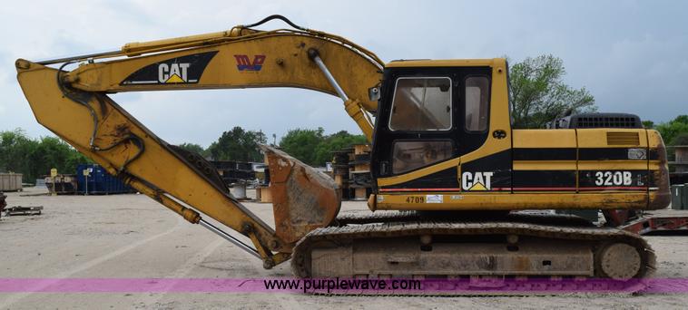 image for item H5239 1998 Caterpillar 320BL excavator