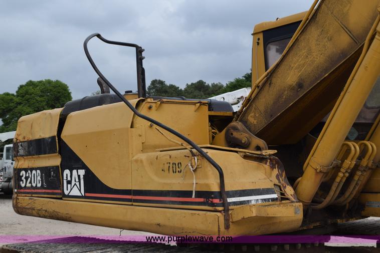 image for item H5239 1998 Caterpillar 320BL excavator