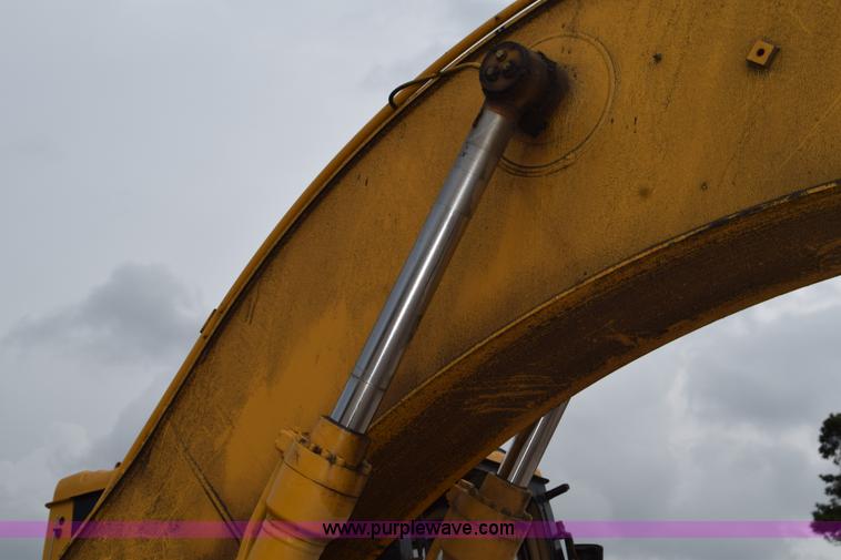 image for item H5239 1998 Caterpillar 320BL excavator