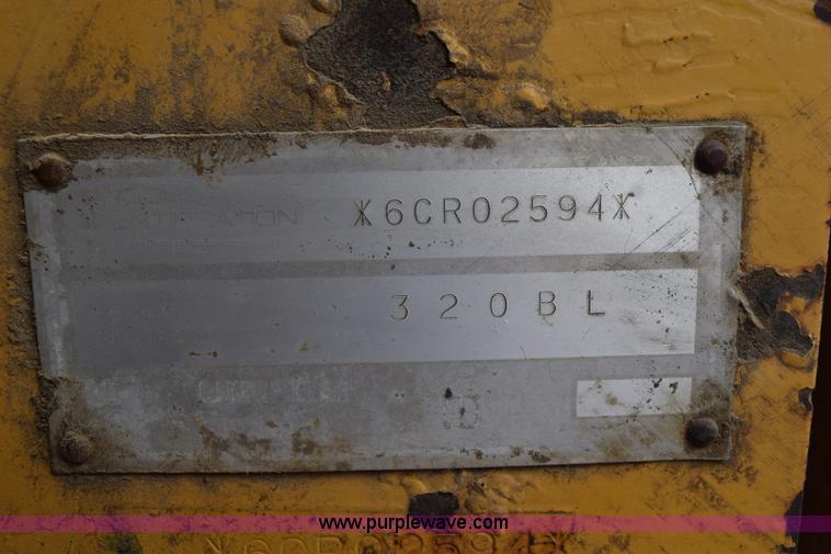 image for item H5239 1998 Caterpillar 320BL excavator