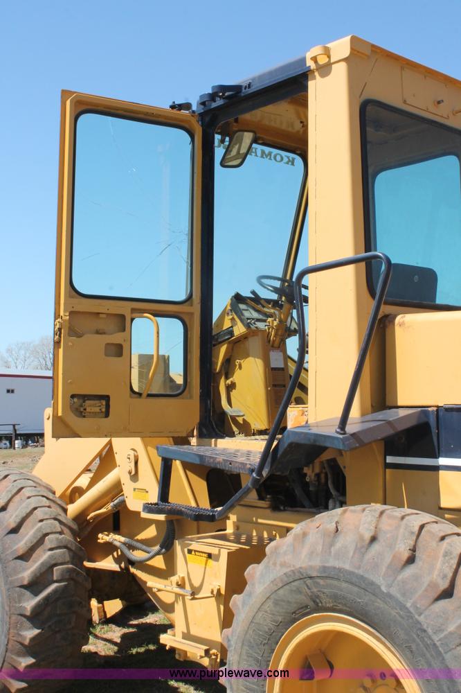 image for item H5864 1987 Komatsu WA150-1 wheel loader