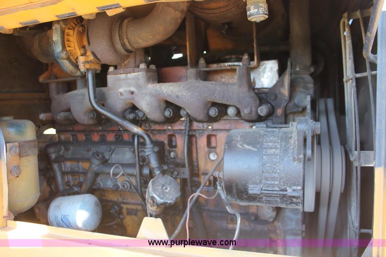 image for item H5864 1987 Komatsu WA150-1 wheel loader