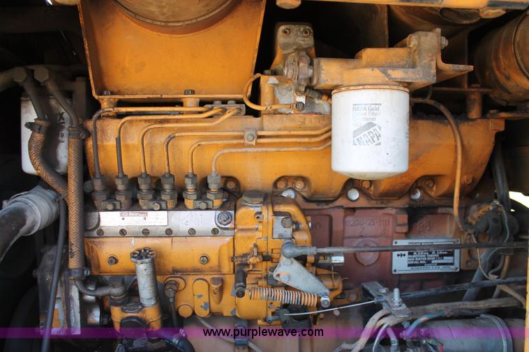 image for item H5864 1987 Komatsu WA150-1 wheel loader