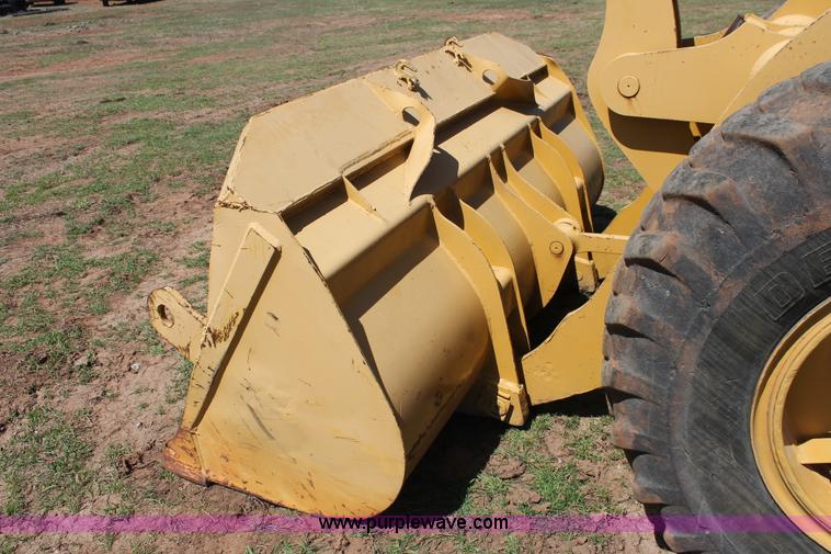 image for item H5864 1987 Komatsu WA150-1 wheel loader
