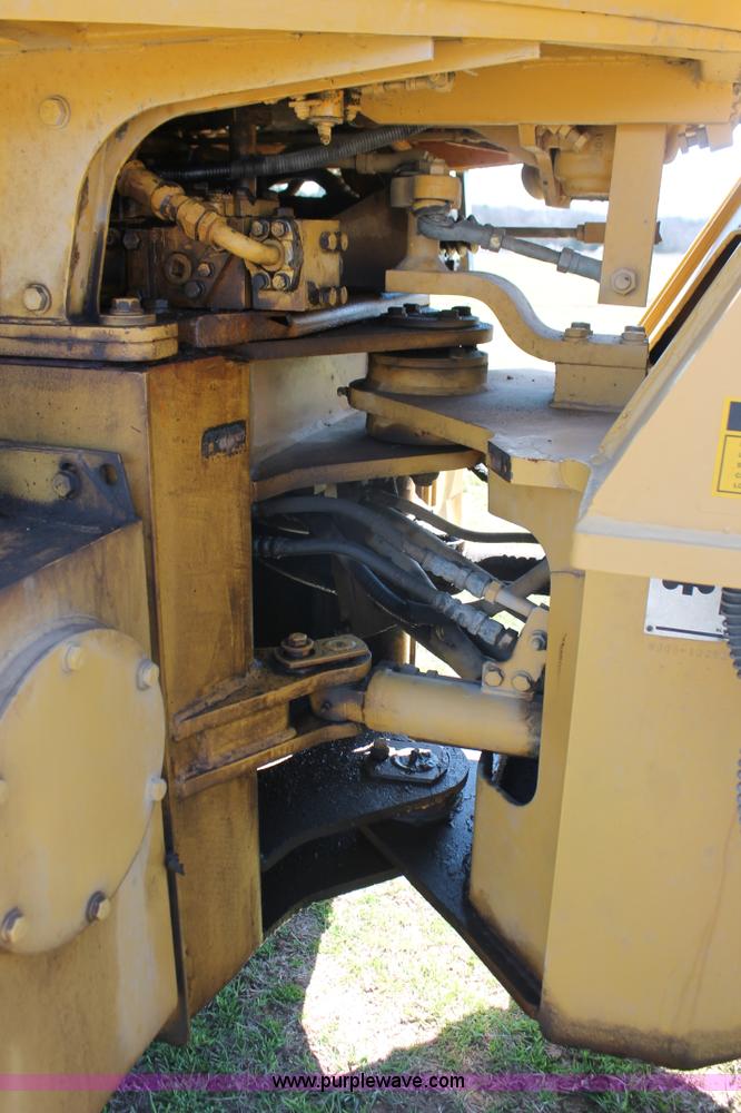 image for item H5864 1987 Komatsu WA150-1 wheel loader