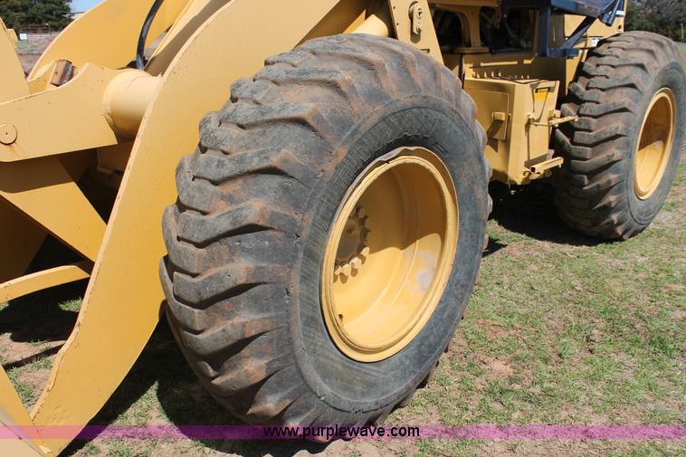 image for item H5864 1987 Komatsu WA150-1 wheel loader