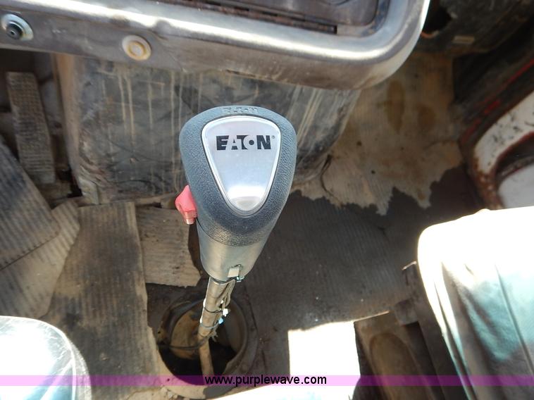 image for item H7908 1978 Ford 9000 water truck