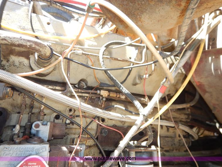 image for item H7908 1978 Ford 9000 water truck