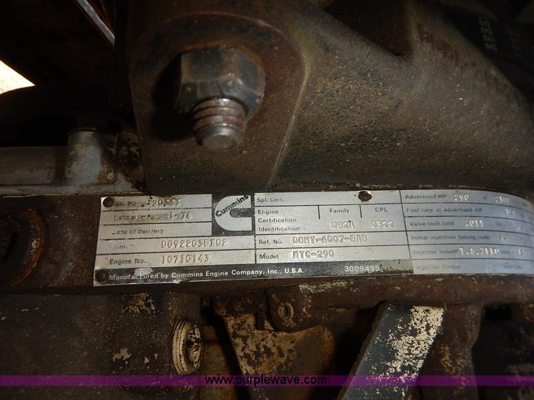 image for item H7908 1978 Ford 9000 water truck