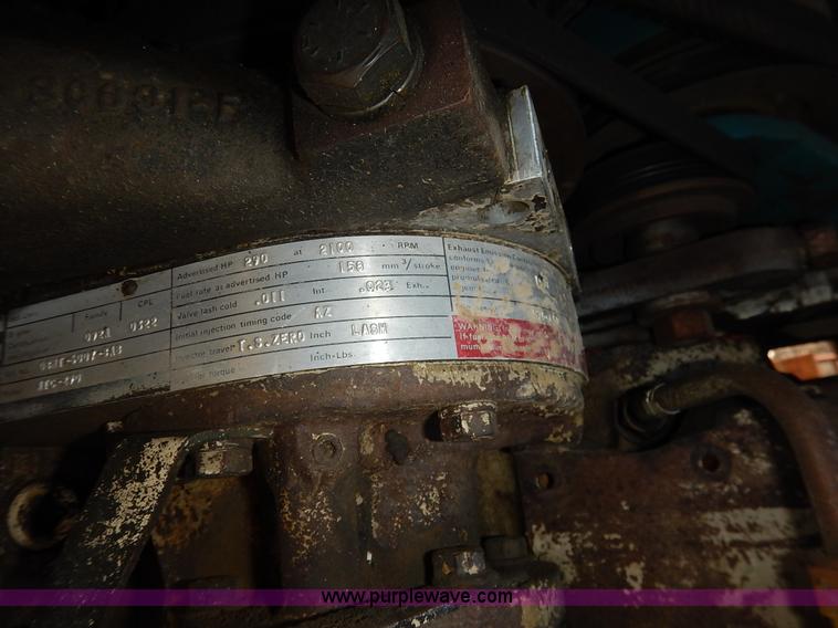 image for item H7908 1978 Ford 9000 water truck