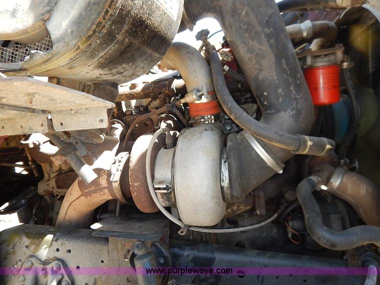 image for item H7908 1978 Ford 9000 water truck