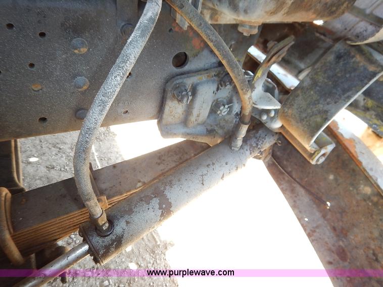 image for item H7908 1978 Ford 9000 water truck