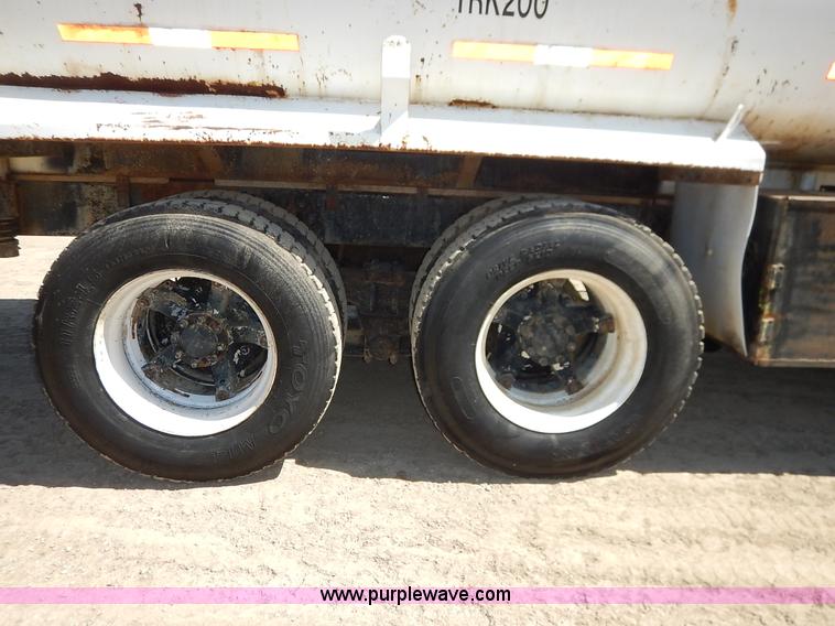 image for item H7908 1978 Ford 9000 water truck