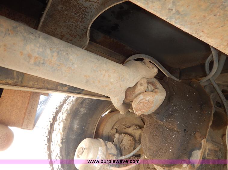 image for item H7908 1978 Ford 9000 water truck