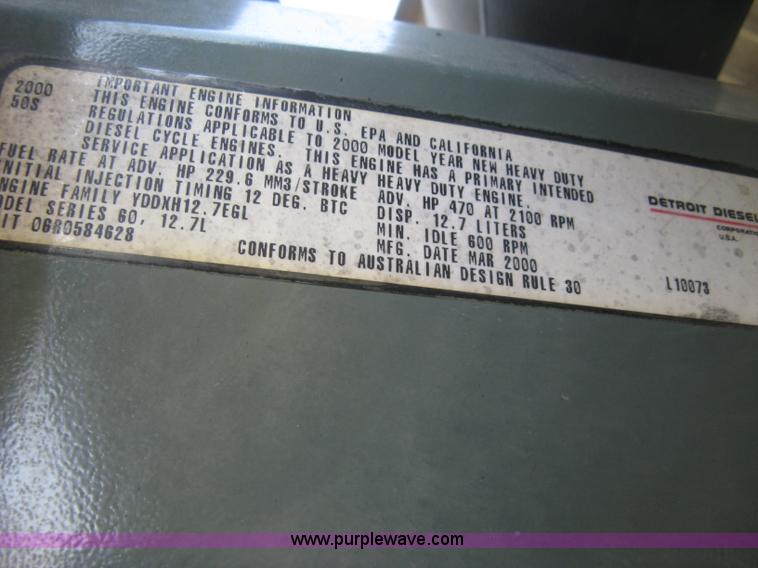 image for item H8723 2001 Sterling semi truck