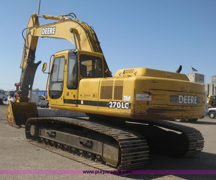 image for item H8724 2001 John Deere 270 LC excavator