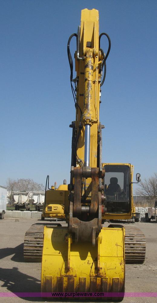 image for item H8724 2001 John Deere 270 LC excavator