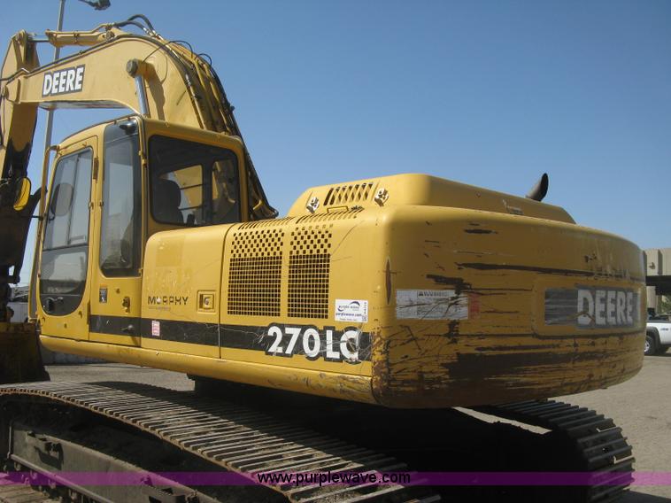 image for item H8724 2001 John Deere 270 LC excavator