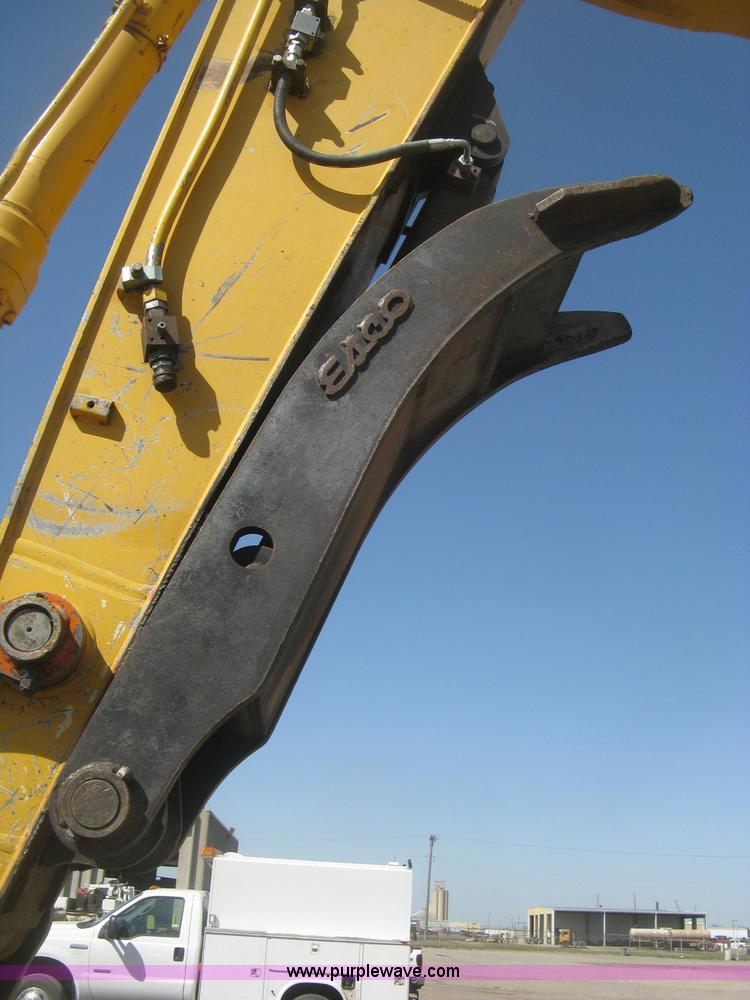 image for item H8724 2001 John Deere 270 LC excavator