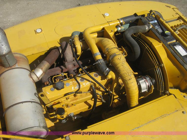 image for item H8724 2001 John Deere 270 LC excavator