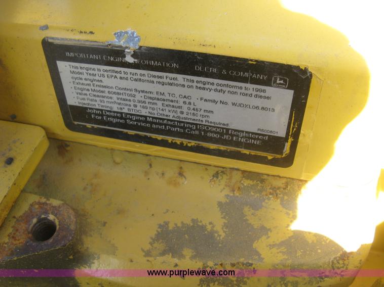 image for item H8724 2001 John Deere 270 LC excavator