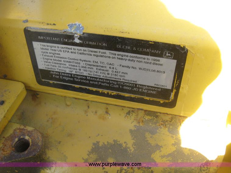 image for item H8724 2001 John Deere 270 LC excavator