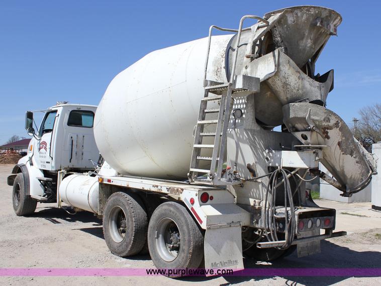 image for item I1750 2000 Sterling T93 mixer truck