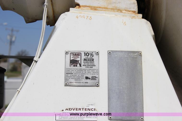 image for item I1750 2000 Sterling T93 mixer truck