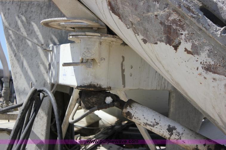 image for item I1750 2000 Sterling T93 mixer truck