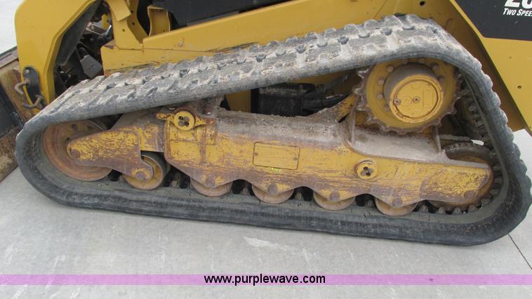 image for item I3066 2011 Caterpillar 289C skid steer