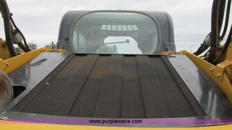 image for item I3066 2011 Caterpillar 289C skid steer