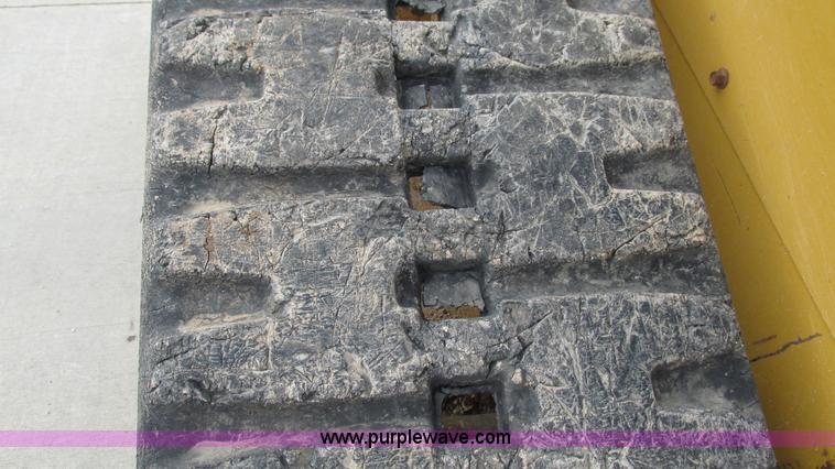 image for item I3066 2011 Caterpillar 289C skid steer