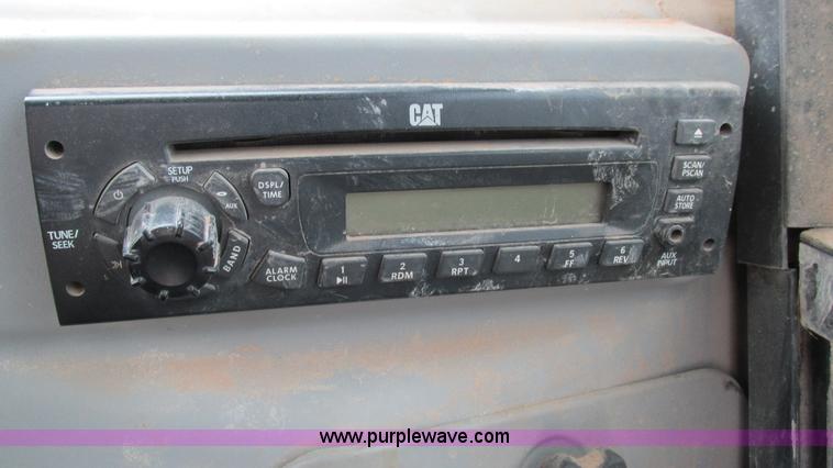 image for item I3066 2011 Caterpillar 289C skid steer