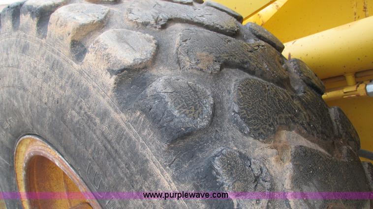 image for item I3067 2001 Komatsu WA180-3 wheel loader