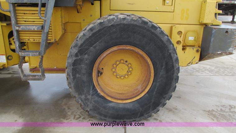 image for item I3067 2001 Komatsu WA180-3 wheel loader