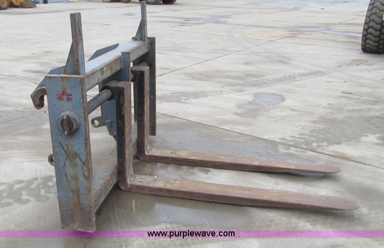 image for item I3067 2001 Komatsu WA180-3 wheel loader