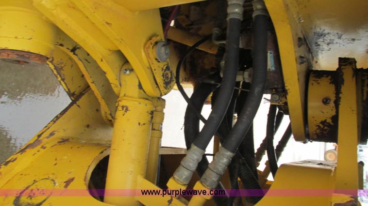 image for item I3067 2001 Komatsu WA180-3 wheel loader