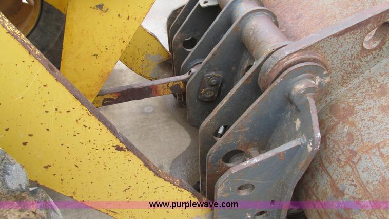 image for item I3067 2001 Komatsu WA180-3 wheel loader