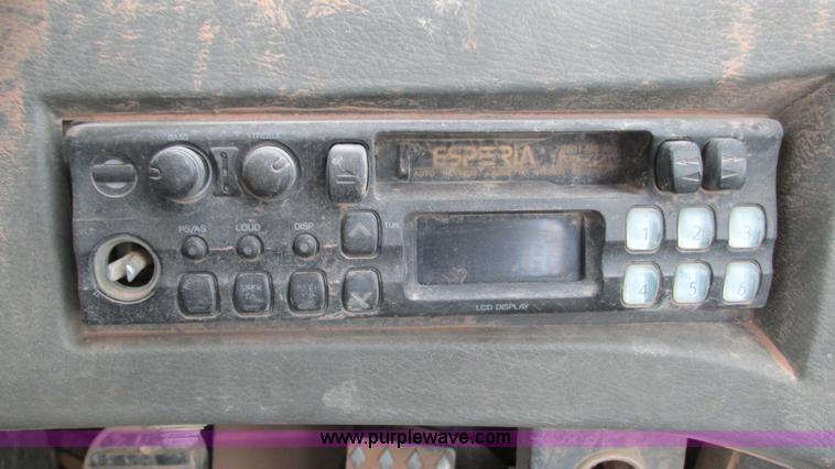 image for item I3067 2001 Komatsu WA180-3 wheel loader