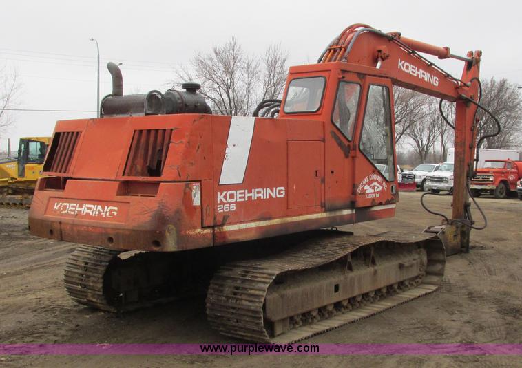 image for item I3754 1984 Koehring 266 excavator