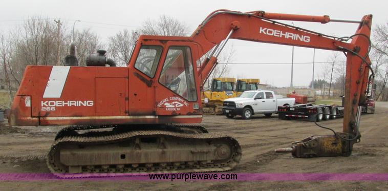 image for item I3754 1984 Koehring 266 excavator