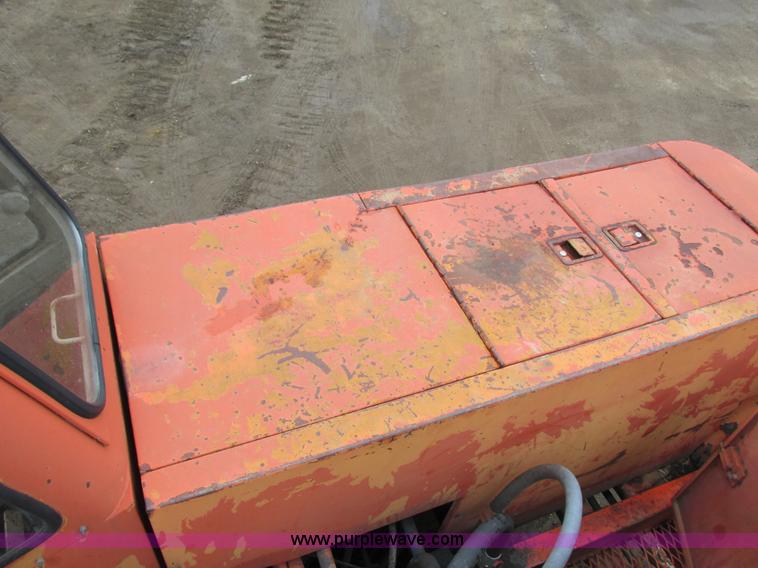 image for item I3754 1984 Koehring 266 excavator