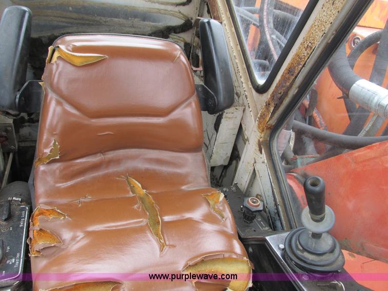 image for item I3754 1984 Koehring 266 excavator