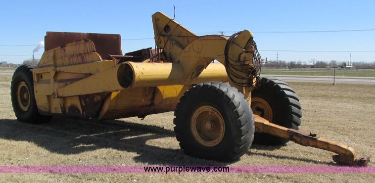 image for item I4012 Caterpillar 80 pull scraper
